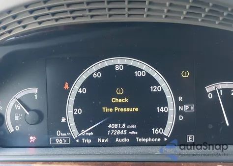 2011 Mercedes-Benz S 550 из США, поврежденный, VIN WDDNG7BB8BA405440